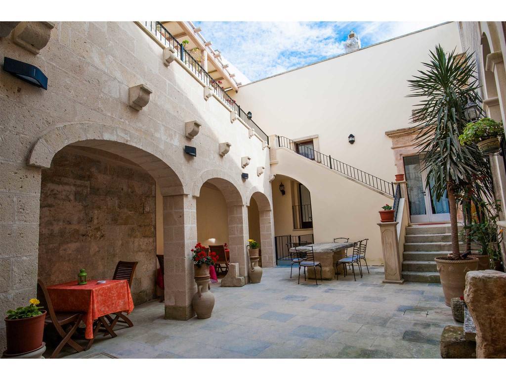 Palazzo Mellacqua Castiglione d'Otranto Extérieur photo